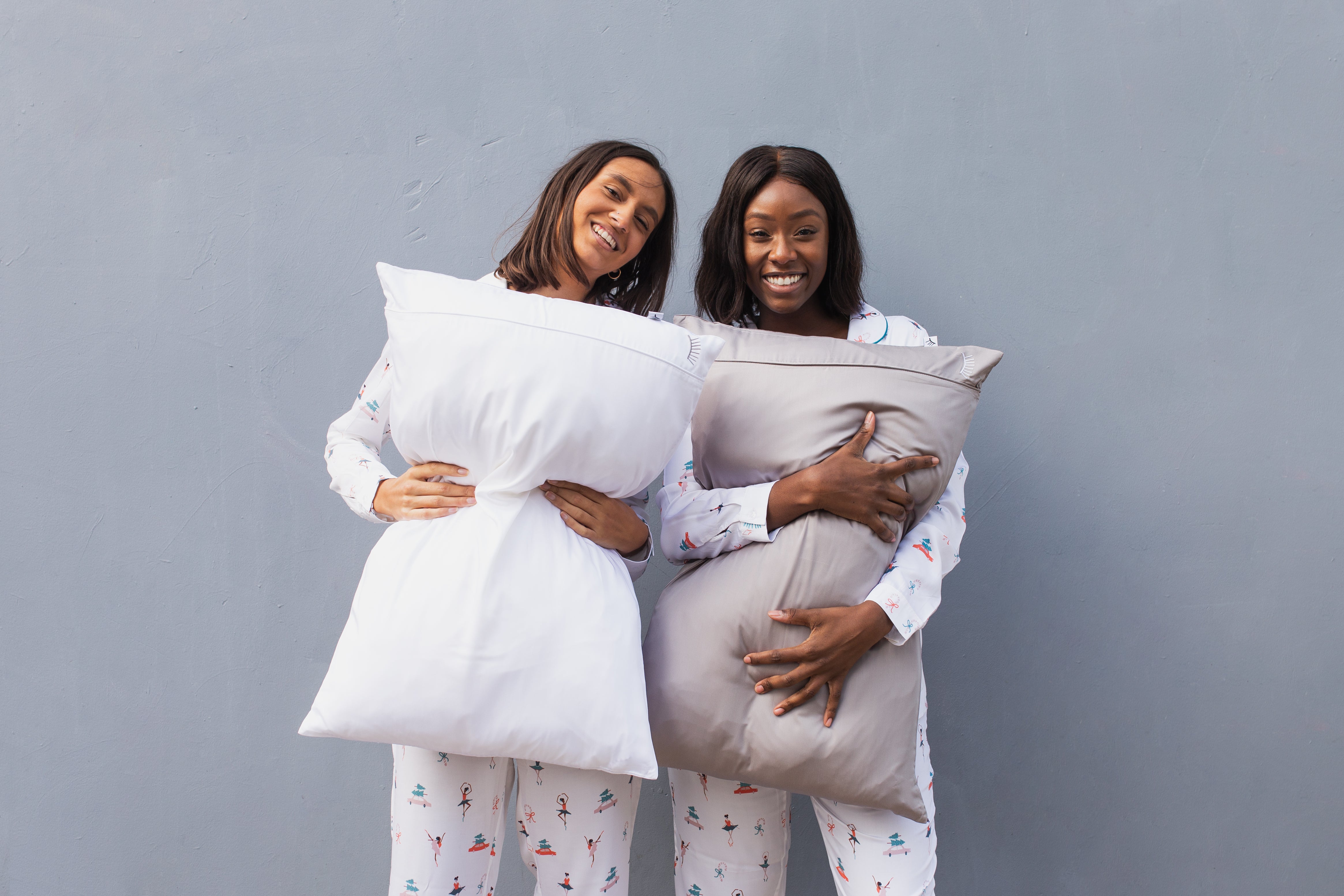 Grey and white pillowcases made of bamboo